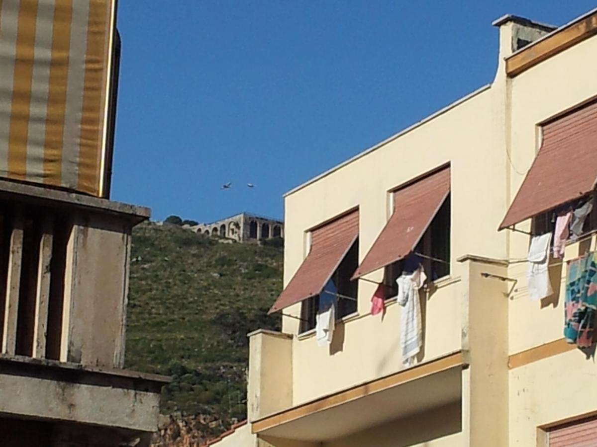 B&B Dimora Di Traiano Террачина Экстерьер фото
