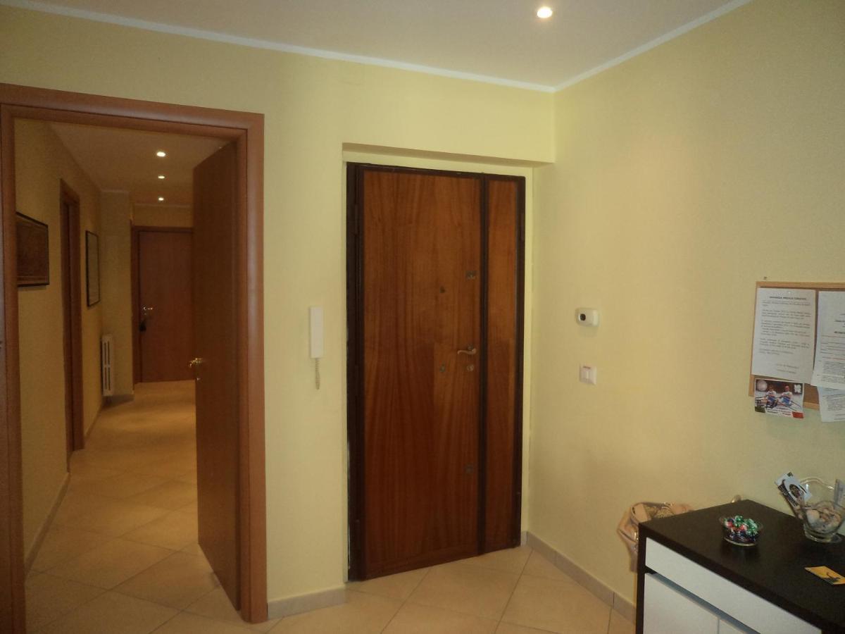 B&B Dimora Di Traiano Террачина Экстерьер фото