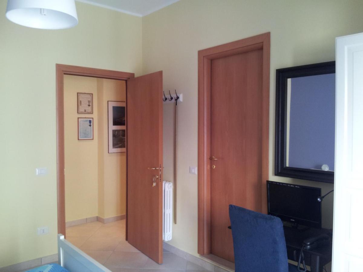 B&B Dimora Di Traiano Террачина Экстерьер фото